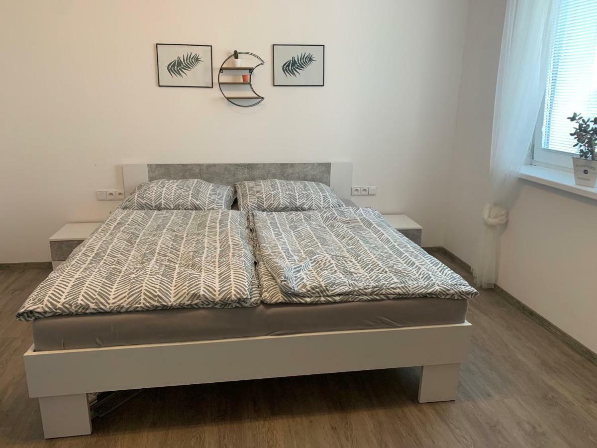 Tolarova Apartman Pardubice Exterior foto